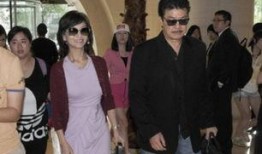 最新偷情爆料,某明星深夜密会神秘女子，偷情真相曝光